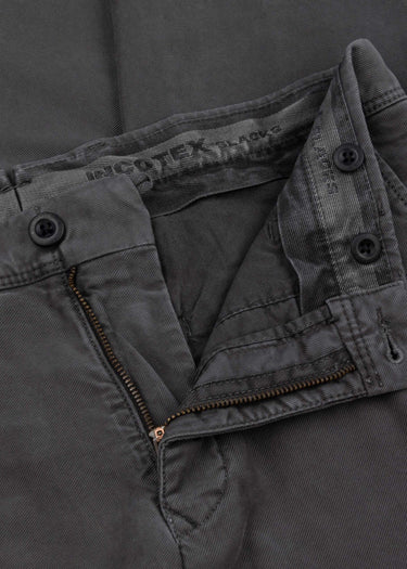 2000049649169-2-HW24-Men-Trousers-Incotex-Dantendorfer_a65adb6c-de9e-4f85-99a4-7fde7f4aaad3.jpg