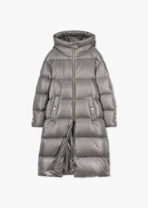 Ultraleichter Daunenmantel mit Kapuze in grau – Dantendorfer